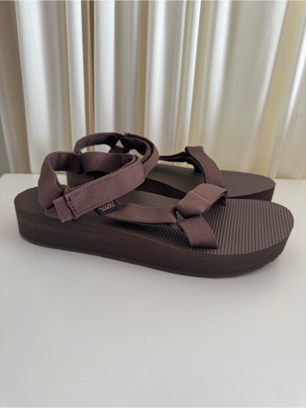 Teva Dark Brown Platform Strap Sandals Women's Midform Universal Sandal Size 10 - Picture 2 of 6